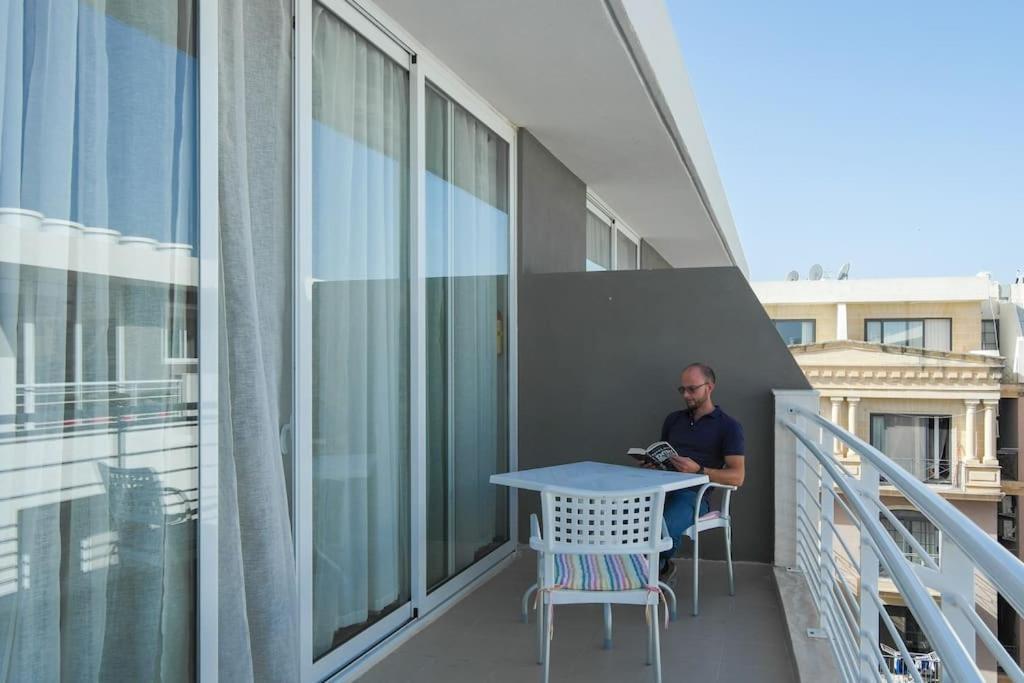 Modern Luxury Penthouse In Perfect Sliema Location Apartment ภายนอก รูปภาพ